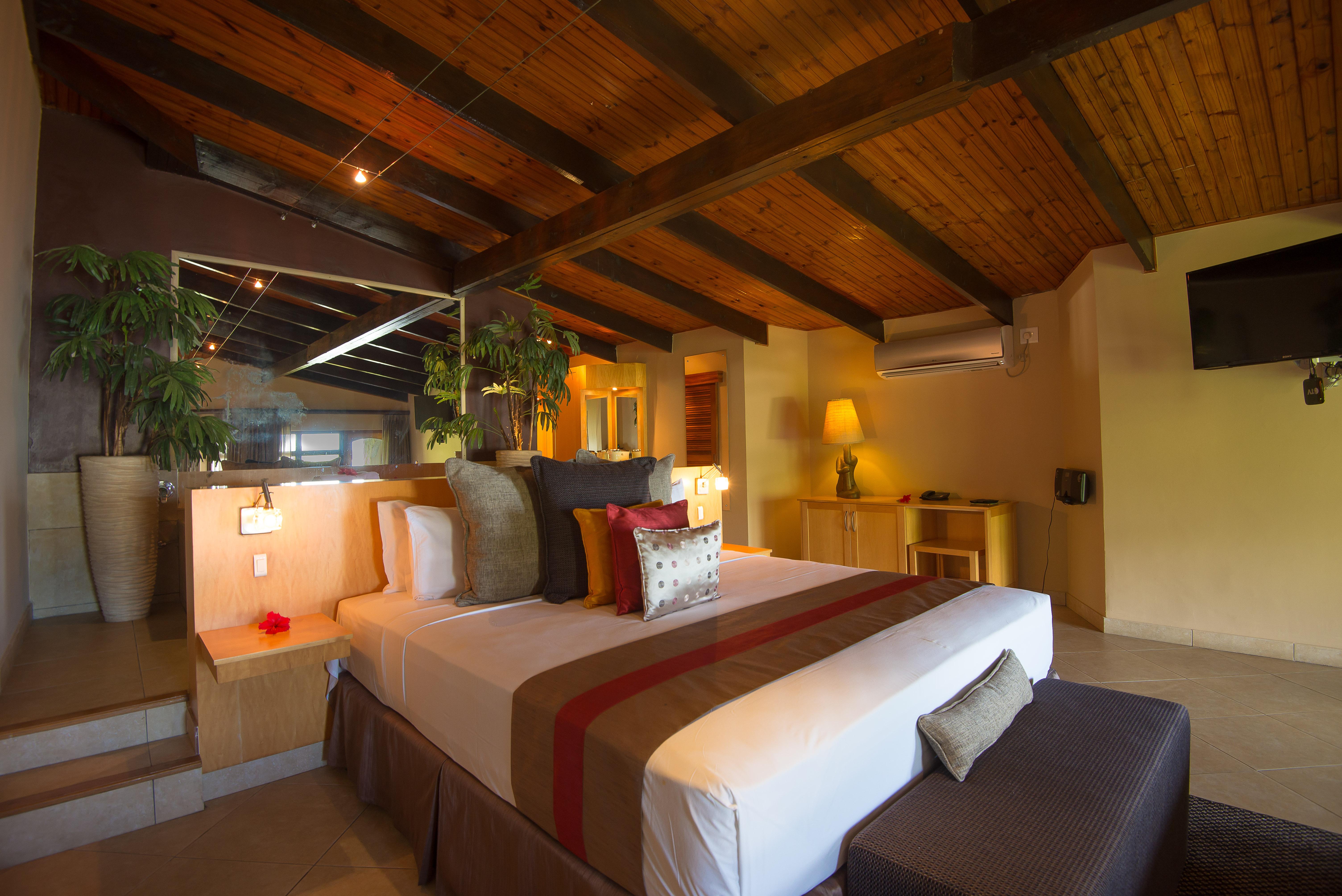 Coco De Mer Hotel And Black Parrot Suites Grand Anse  Esterno foto